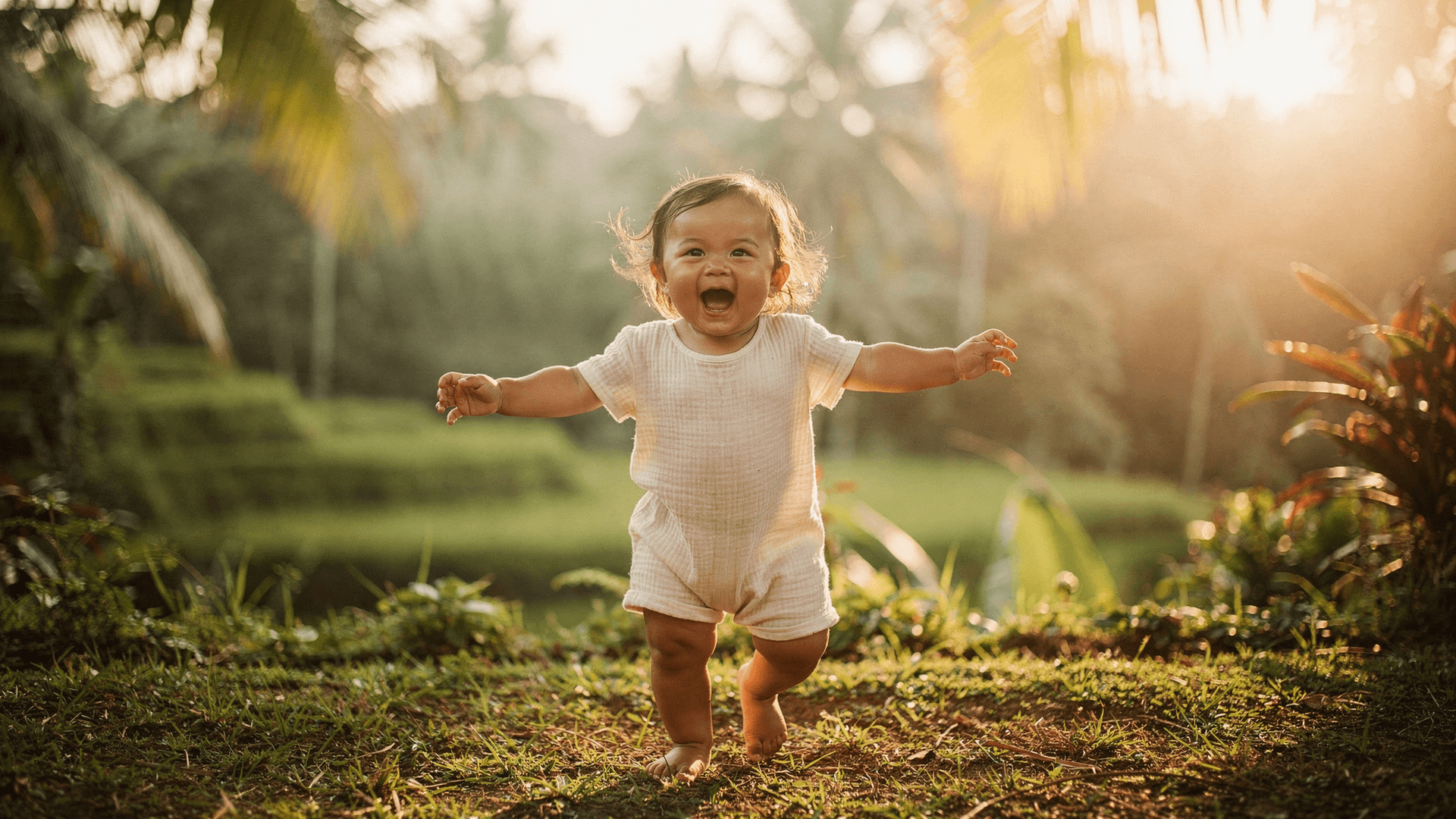 Surviving the Idul Fitri Visit Marathon With a Toddler